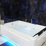 Da Tonino Luxury Lägenhet