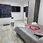 Da Tonino Luxury Lägenhet *
