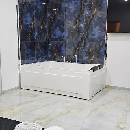 Da Tonino Luxury * Naples