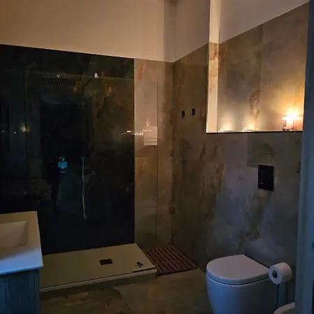 Da Tonino Luxury * Napoli