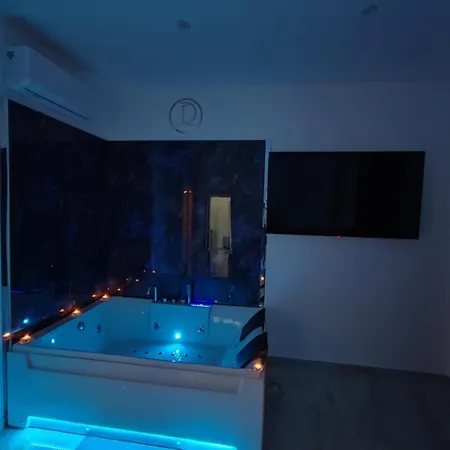 Da Tonino Luxury * Napoli